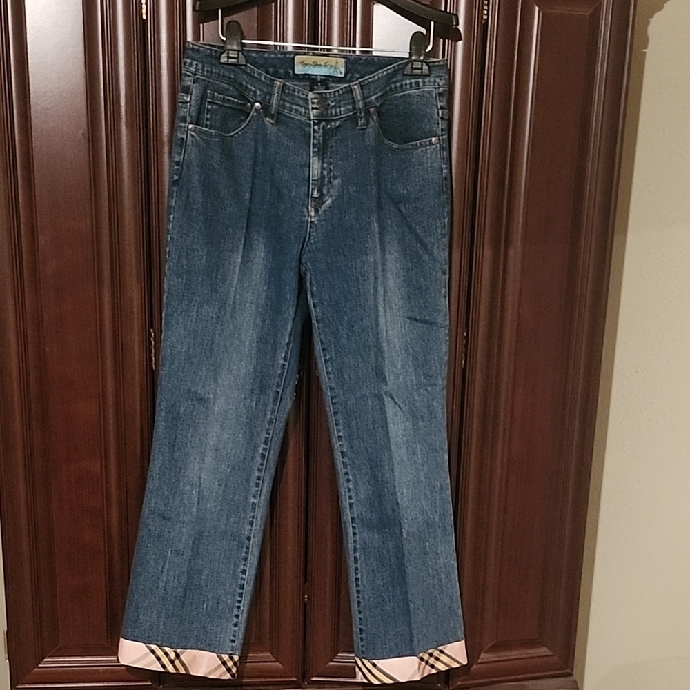 Elegant Blue Cropped Jeans with Plaid Silk Like Detail
